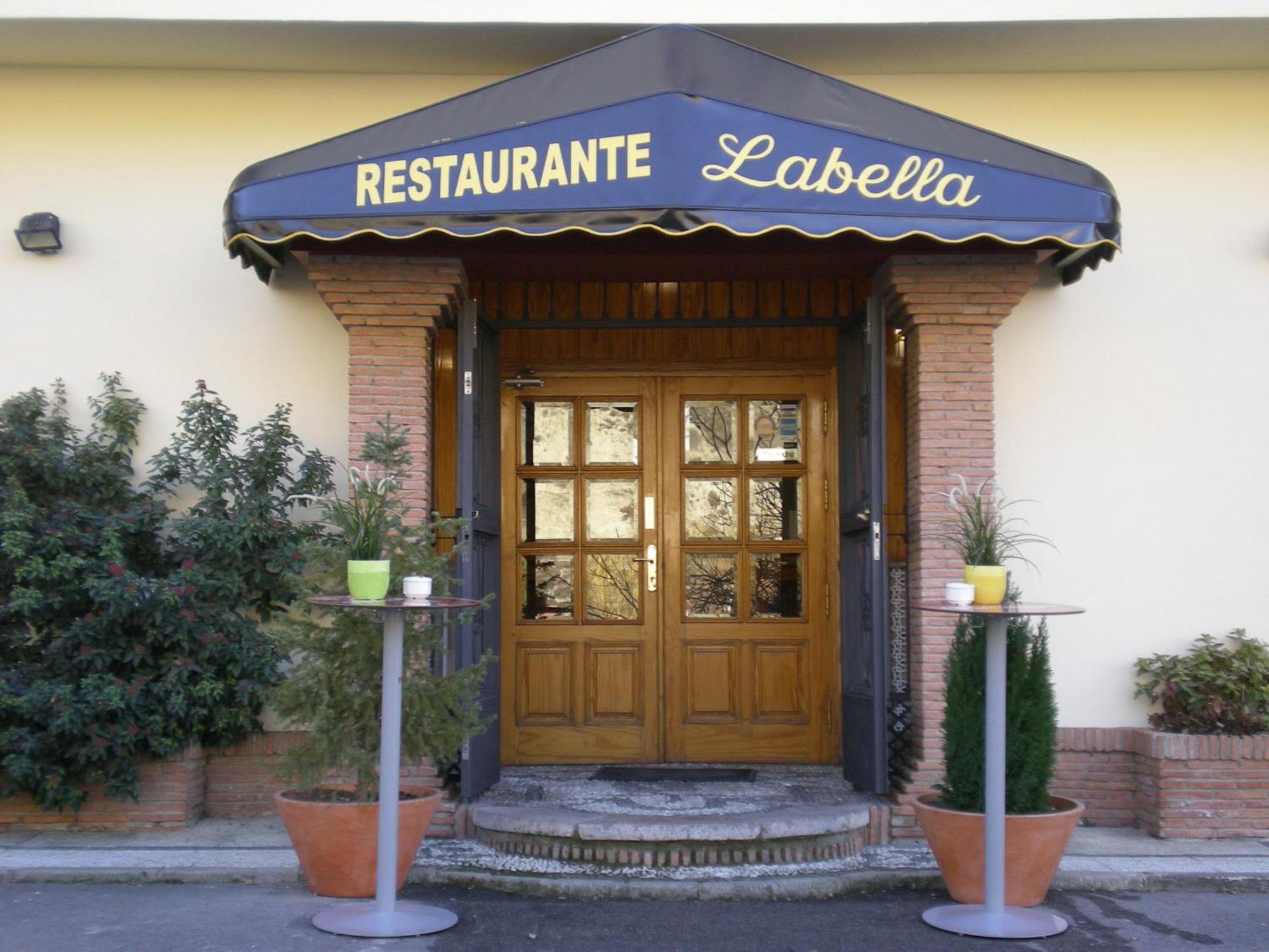 Labella Maria Hotel Pinos Genil Luaran gambar