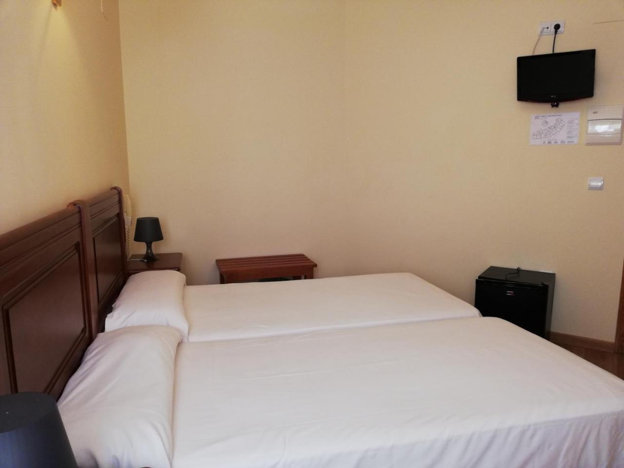 Labella Maria Hotel Pinos Genil Luaran gambar