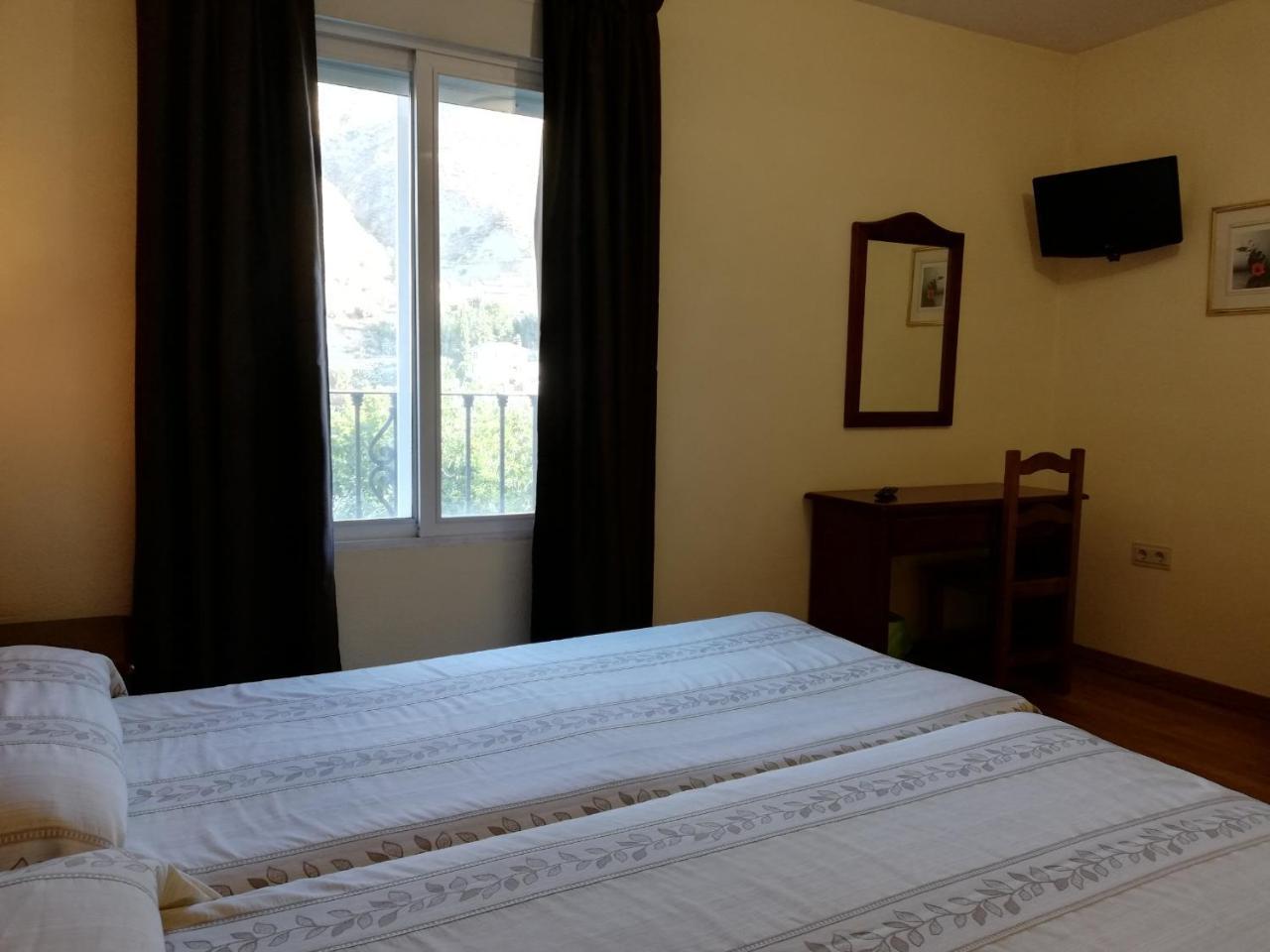 Labella Maria Hotel Pinos Genil Luaran gambar