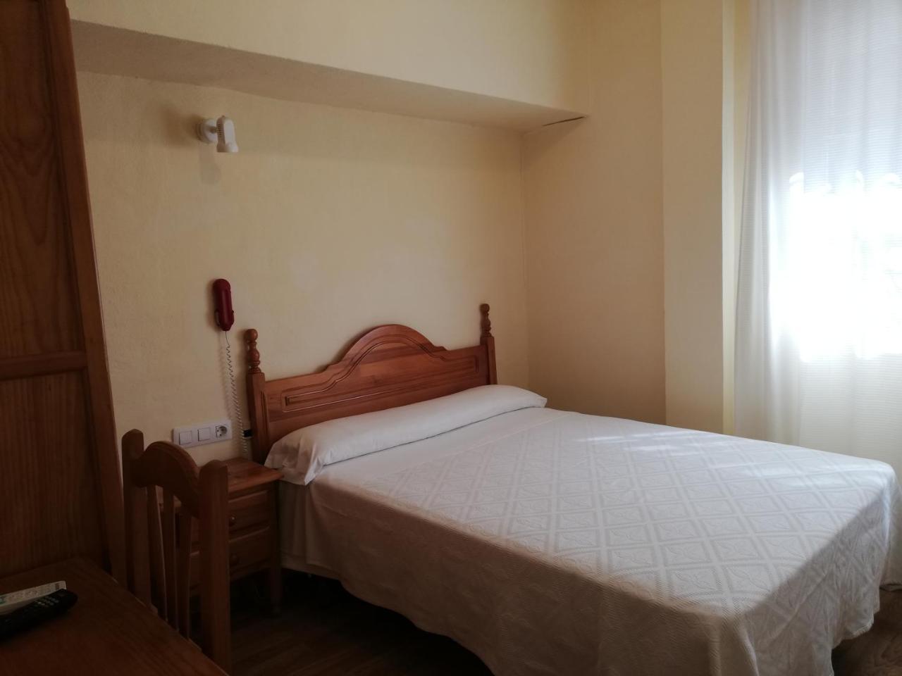 Labella Maria Hotel Pinos Genil Luaran gambar