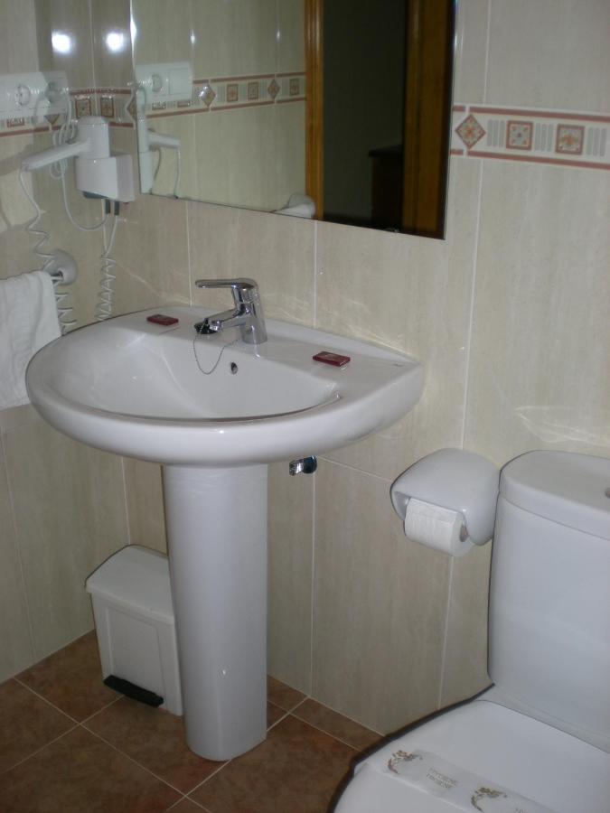 Labella Maria Hotel Pinos Genil Bilik gambar